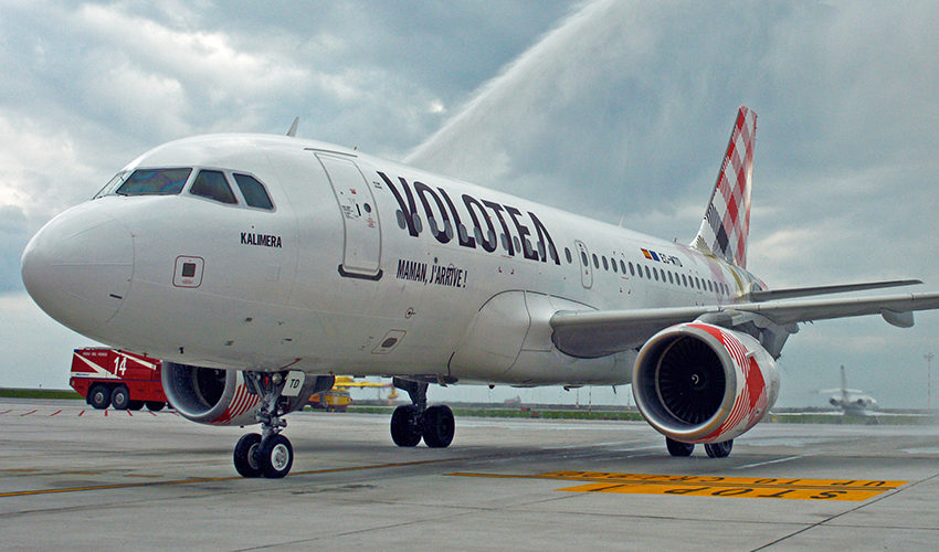 Aeroporto Cristoforo Colombo, tutti Airbus 319 gli aerei di Volotea